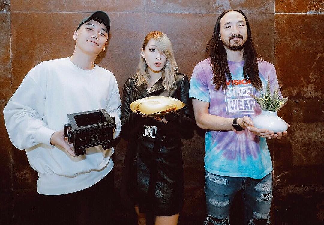 Seungri Instagram Sep 24, 2017 6:38pm This weekend :) was Aokiweek !! DINNER with @chaelincl @steveaoki in korea No1 restaurant #가온 #gaon
