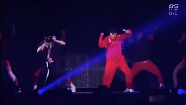 Seungri Instagram Sep 20, 2017 10:18pm @xxxibgdrgn #motte world Tour in #Tokyo  #japan  #東京 @__youngbae__ ソルさん私もできますけど仲間入れてくれませんか？www今日のスペシャルゲストは俺だ #スンD #GDじゃない #スンD