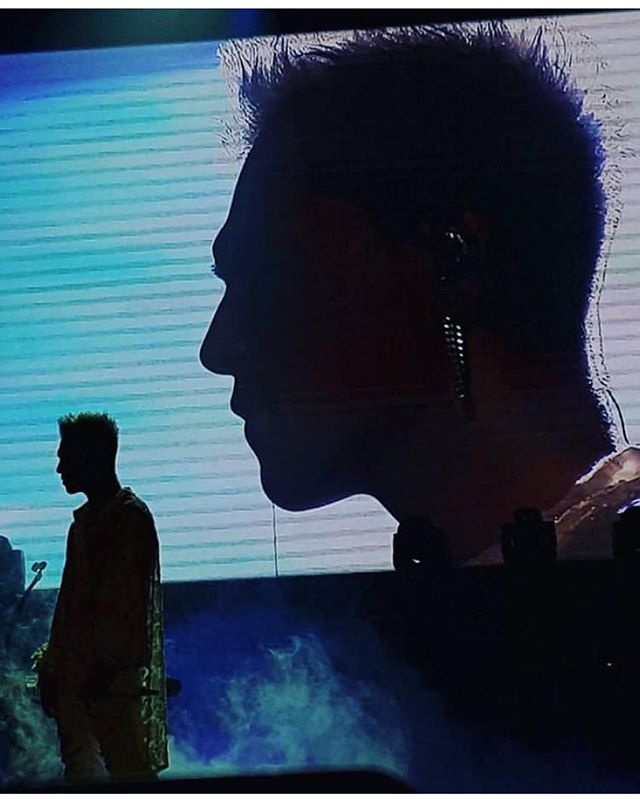 Taeyang Instagram Oct 16, 2017 4:23am Thank u kuala lumpur!! Love you️