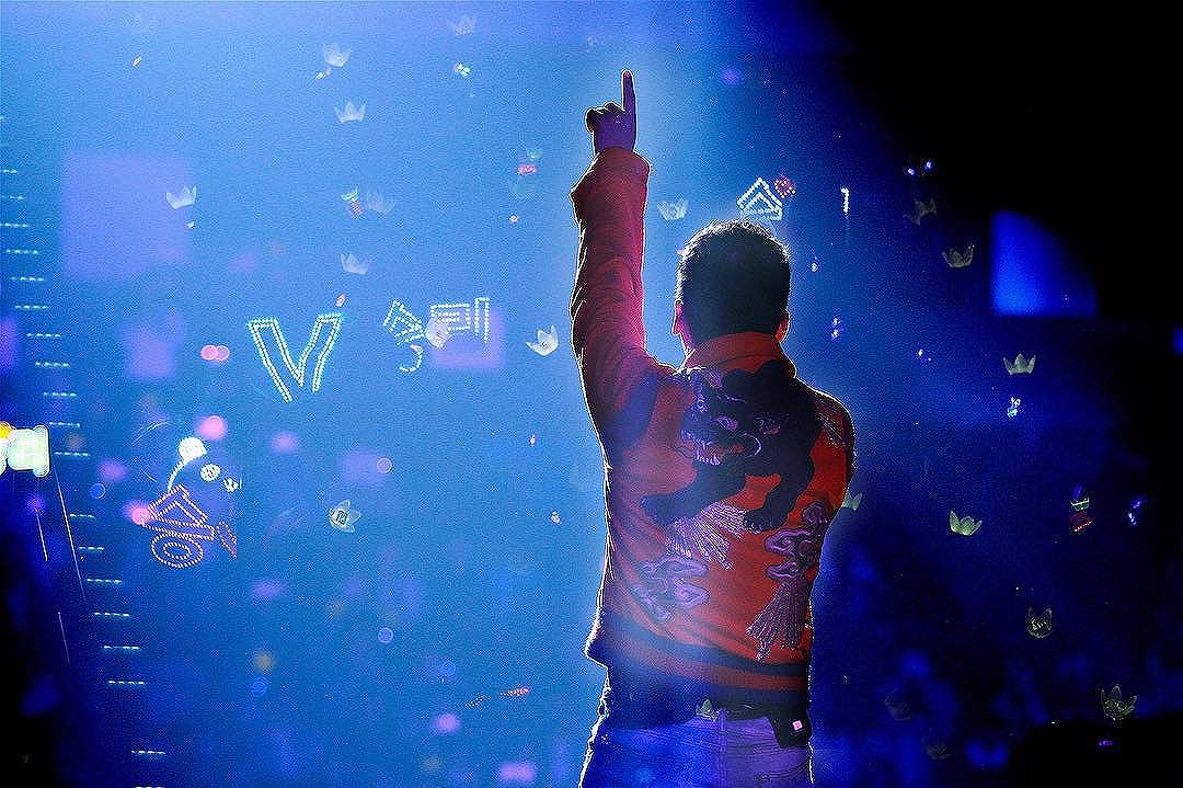 Seungri Instagram Dec 16, 2017 12:05pm Thank u for everything #everything