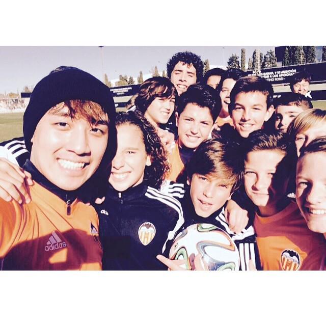 Seungri-Instagram-Updates-from-Valencia-20150104-4.jpg