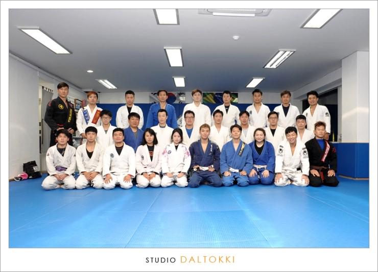Seungri_Jiu_Jitsu_Training_August_2015_photos_2.jpg