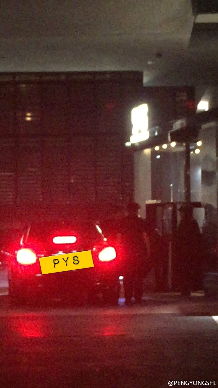 Seungri_YG_Building_2015-09-23_6.jpg