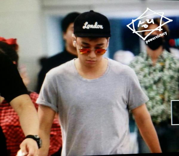 TOPDaeRi-Seoul-to-Chengdu-2015-08-13_8.jpg