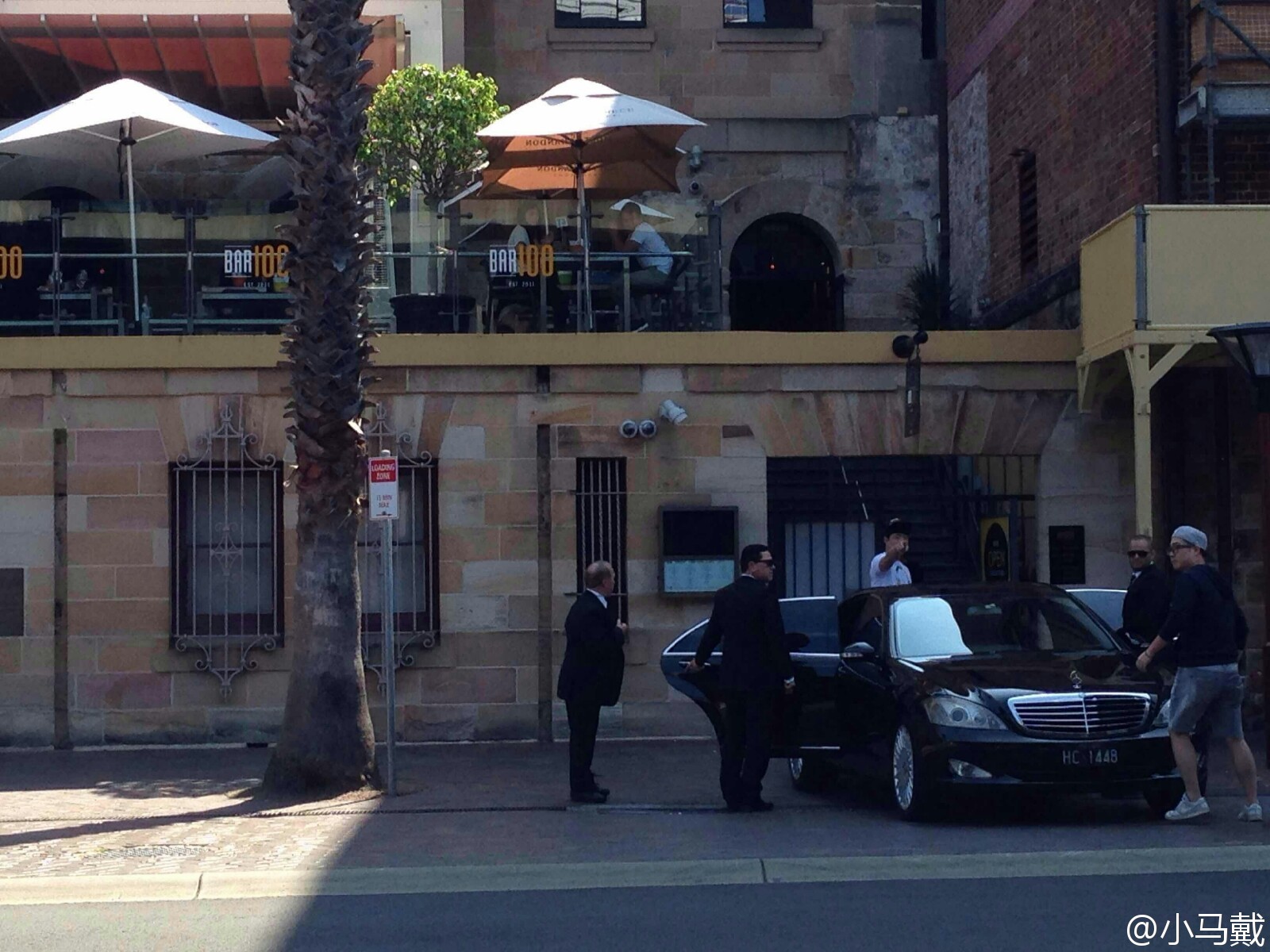 TOP_in_Sydney_2015-10-18_4.jpg