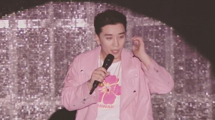 なおちゃんいいリアクション頂きました #thegreatseungritour in  japan DVD see u at the show #hongkong #manila #tokyo #osaka #seoul #singapore