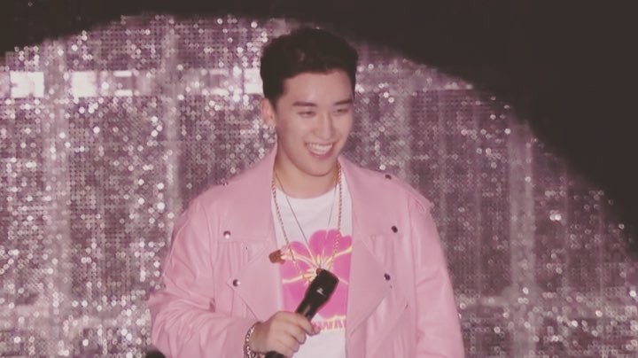 なおちゃんいいリアクション頂きました #thegreatseungritour in  japan DVD see u at the show #hongkong #manila #tokyo #osaka #seoul #singapore