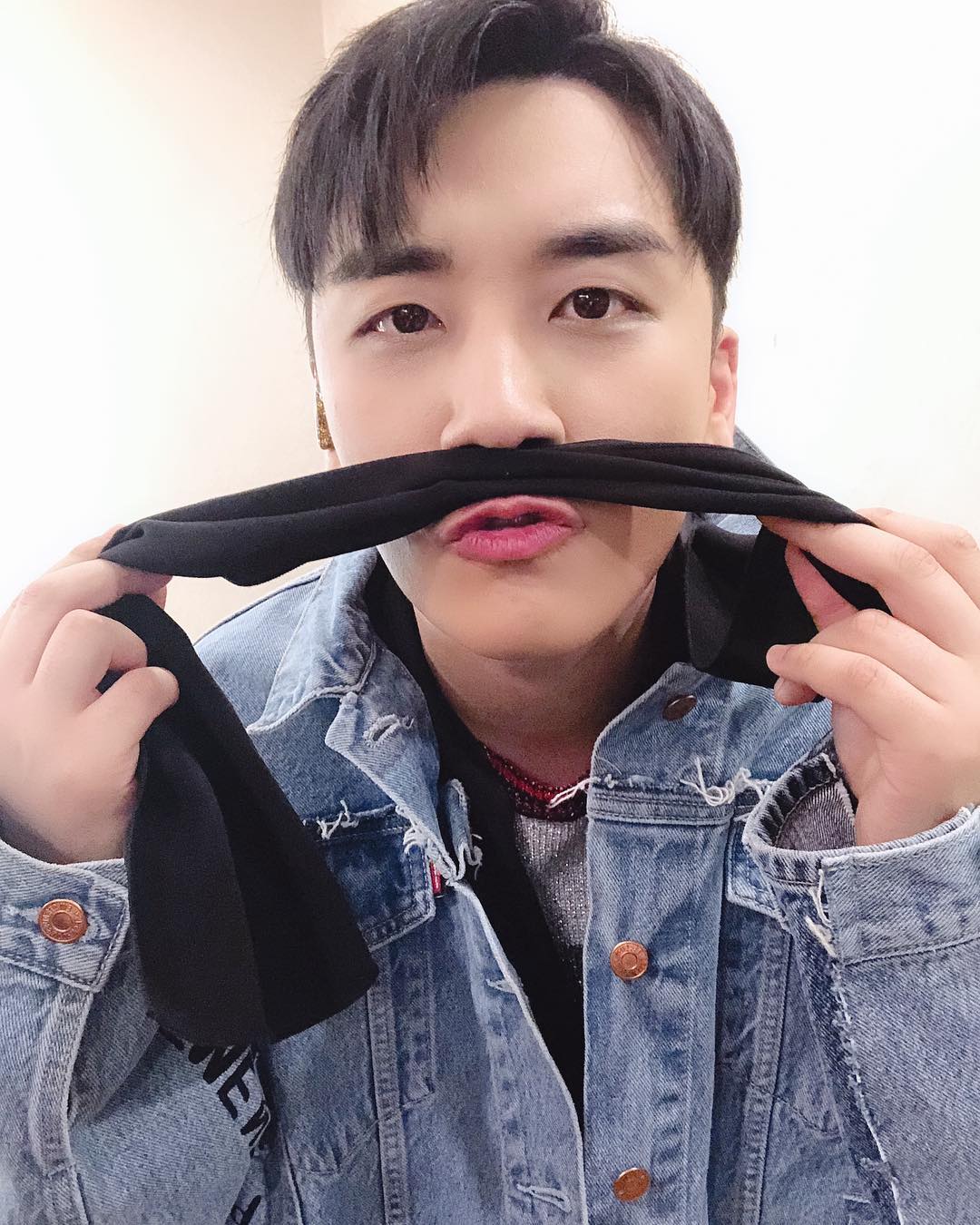 #thegreatseungritour2019live 이제 얼마 남지 않았어요 ㅎ #서울 #seoul #東京 #tokyo #大阪 
Osaka #singapore And more