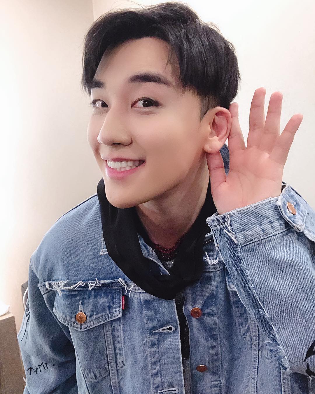 #thegreatseungritour2019live 이제 얼마 남지 않았어요 ㅎ #서울 #seoul #東京 #tokyo #大阪 
Osaka #singapore And more
