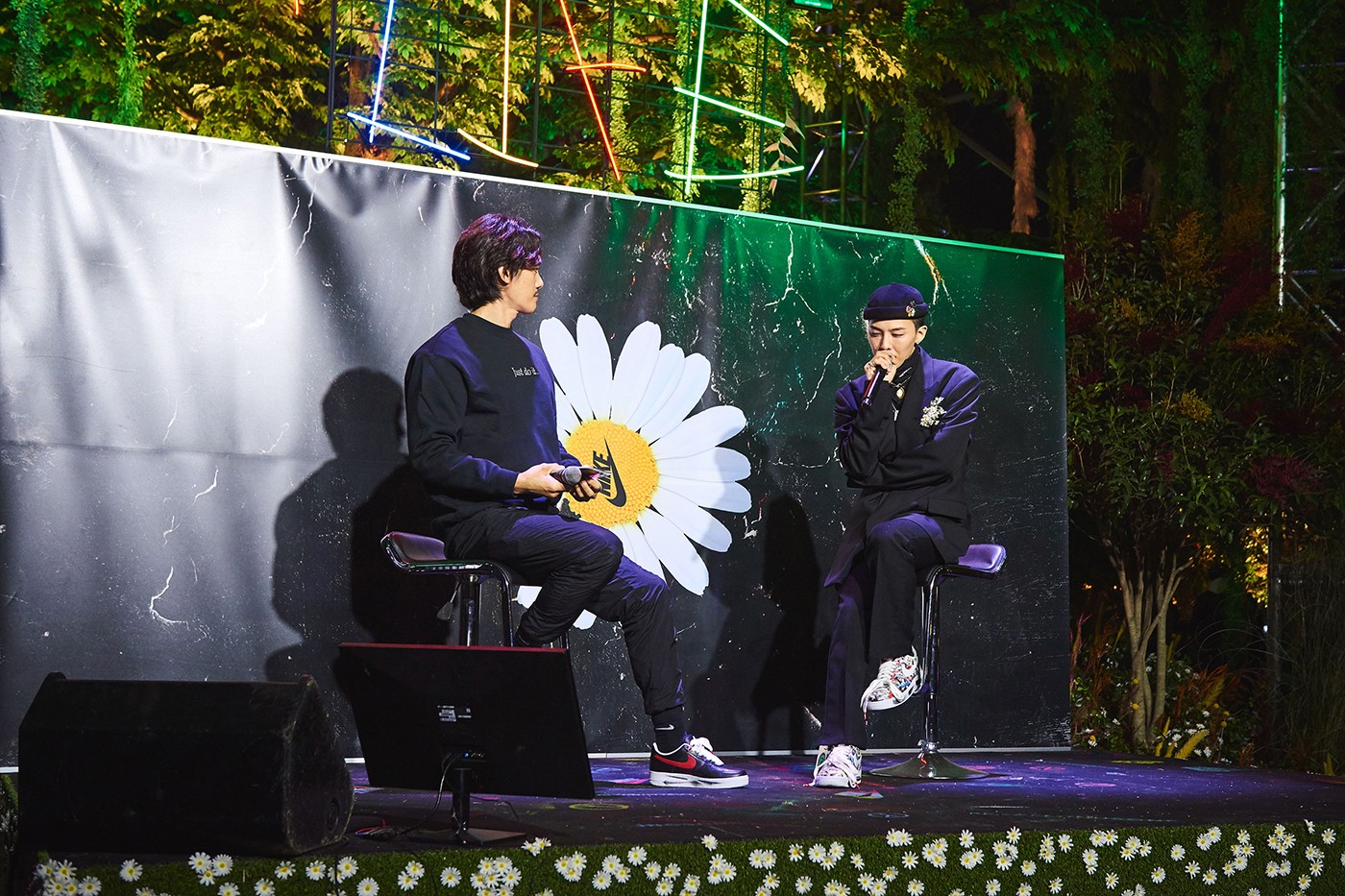 G-Dragon PEACEMINUSONE Nike Air Force 1 Para-Noise Launch seoul interview live art performance