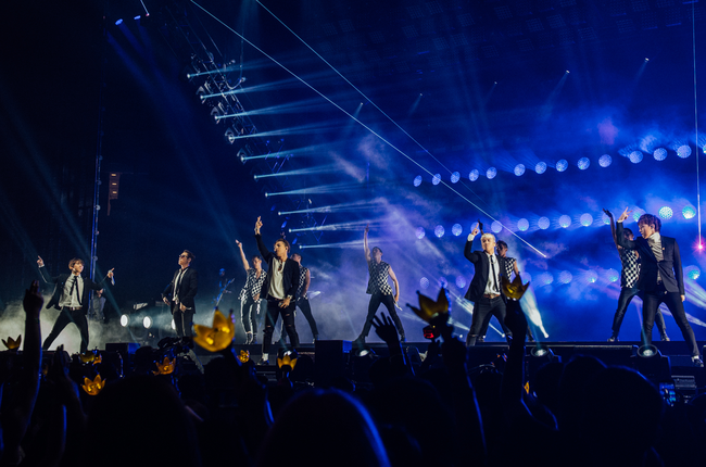 billboard.com_BIGBANG_MadeTour3_Kpop2015_650.png