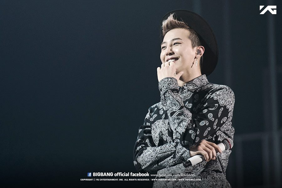 g-dragon-smile.jpg