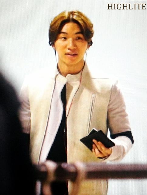 Saesung arrival tokyo airport 2015-01-31 - 2.jpg