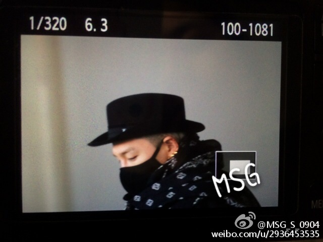 Taeyang arrival beijing airport 2015-01-31 - 3.jpg