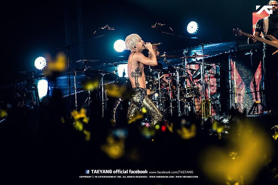 YG-Ent-YB-HongKong-FB-Update-20150110-12.jpg