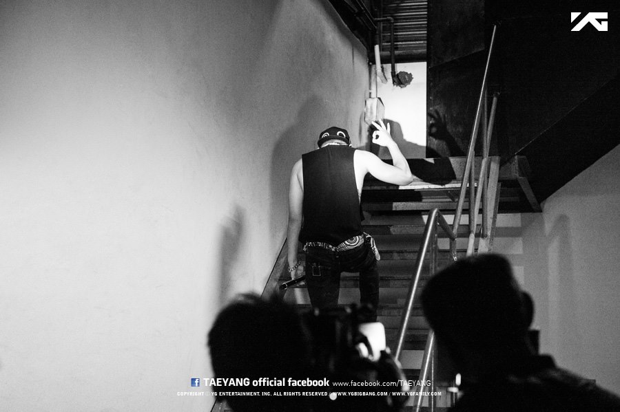Taeyang - FB - Rise in Shanghai 2015-01-24 - 2.jpg