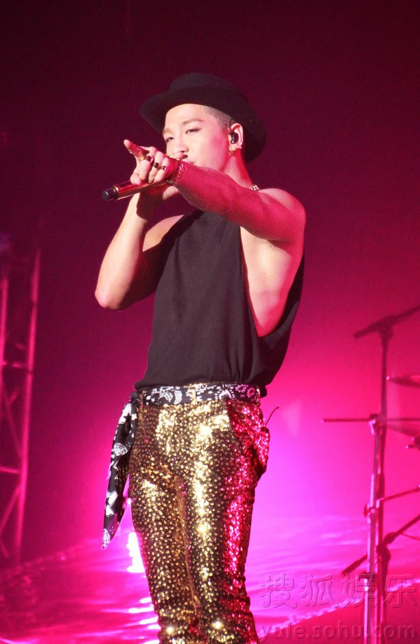 YB Rise in Shanghai Press Photos 2015-01-24 -001.jpg