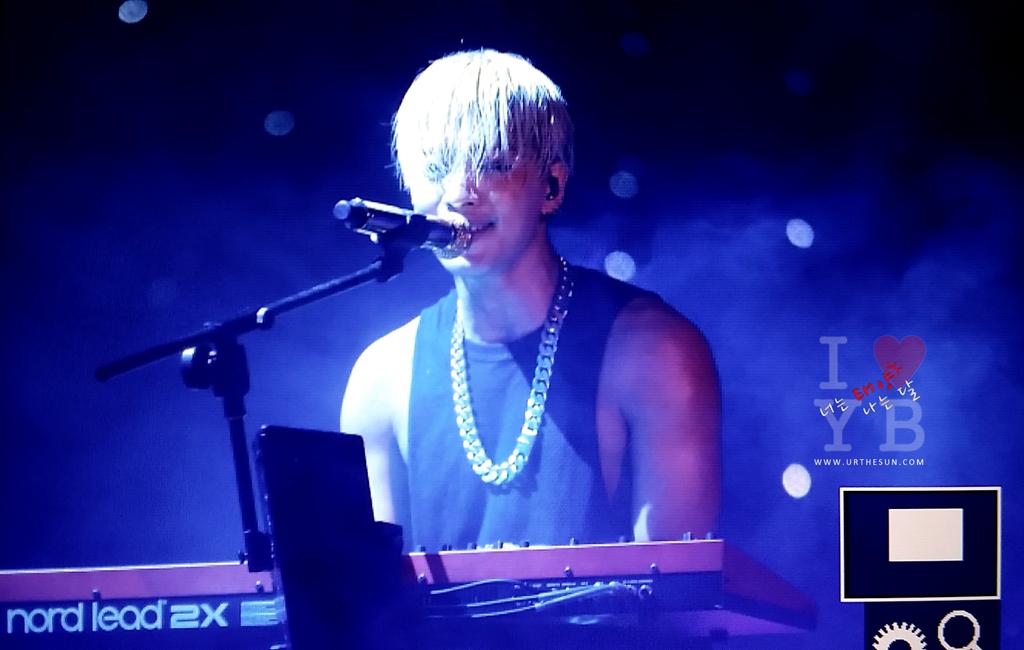 Taeyang Singapore 2015-02-08 04.jpg
