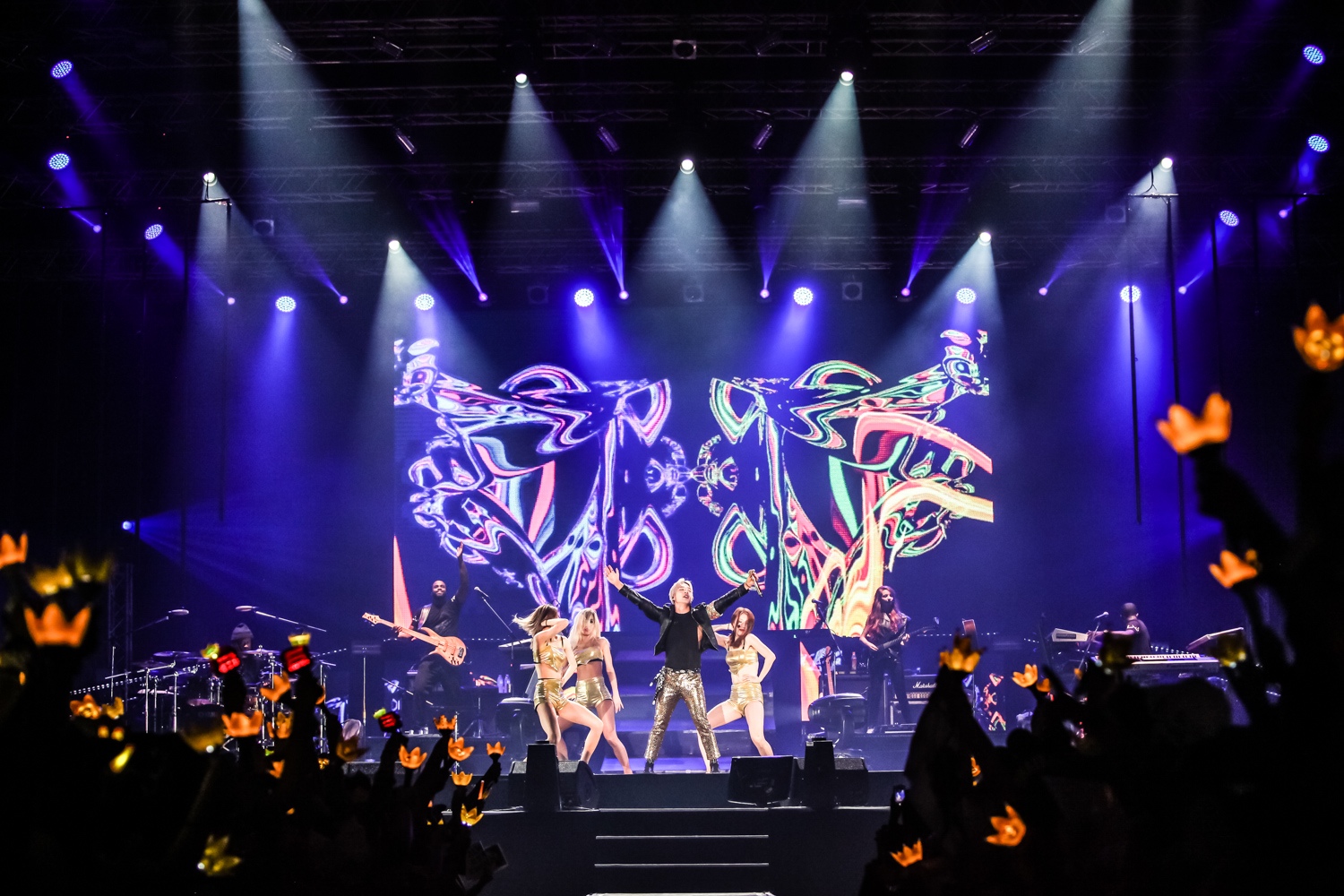 YB Bangkok official promoter photos 2015-02-21 11.jpg