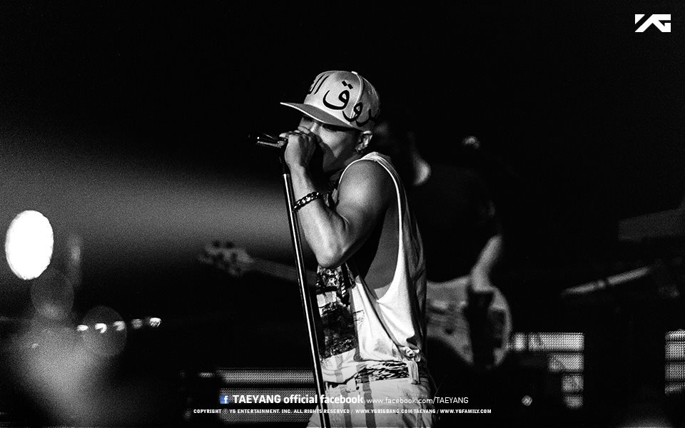 YB HQs Rise in Taiwan 2015-03-01 YG Ents 03.jpg
