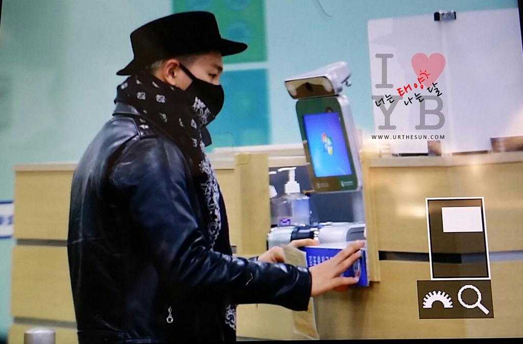 Tae Yang - Gimpo Airport - 01feb2015 - Urthesun - 01.jpg