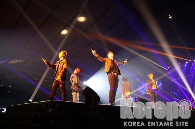 BIGBANG Tokyo Girls Collection 2015