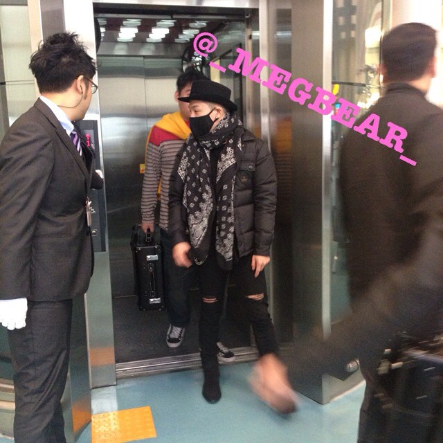 Tae Yang - Taipei Airport - 02mar2015 - _megbear_ - 03.jpg