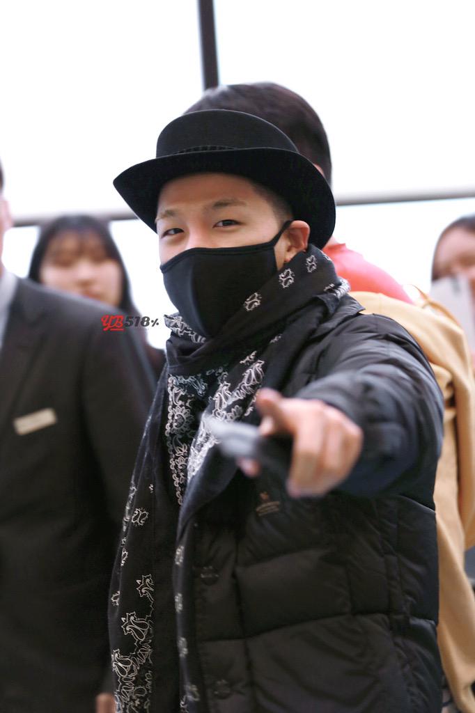 YB Taiwan Airport HQ YB-518 2015-03-01 01.jpg