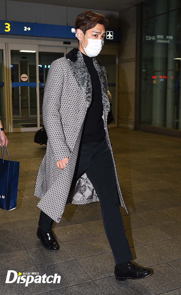 TOP - Incheon Airport - 16mar2015 - Dispatch - 01.jpg