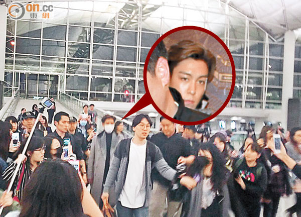 TOP - Hong Kong Airport - 15mar2015 - on.cc - 03.jpg