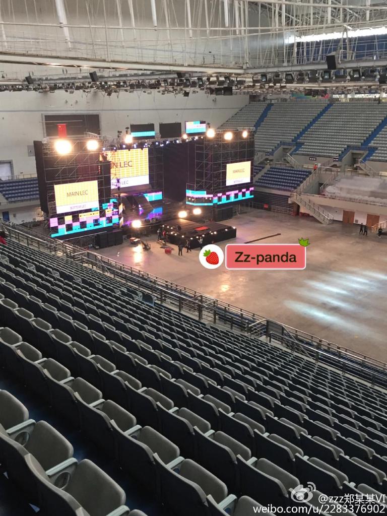 GDYBRI stage Hanbin 2015-03-21 Weibo zzz???VI 031.jpg