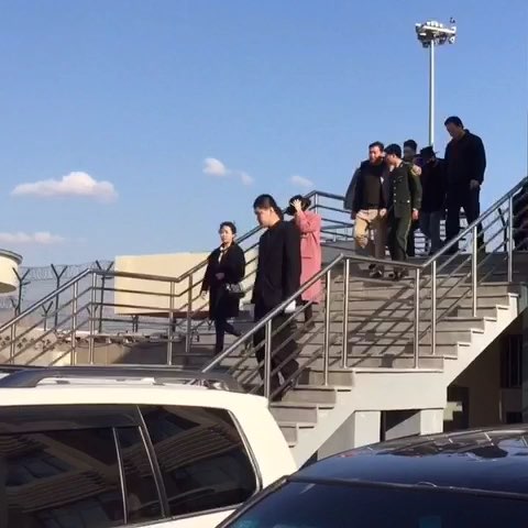 GDYBRI Arrival Hanbin 2015-03-21 Weibo Miss_spectrum  036.jpg