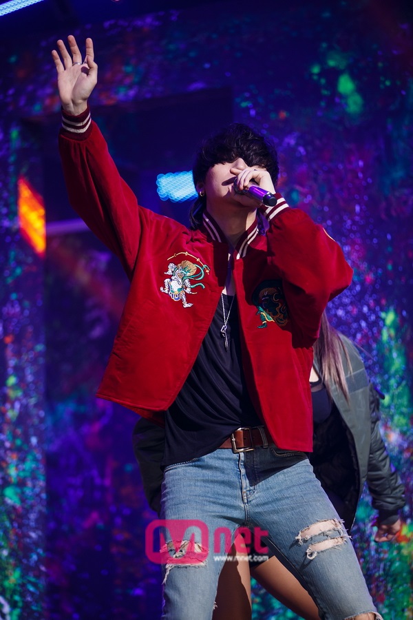 BIGBANG MCountdown 2015-05-14 official 013.jpg