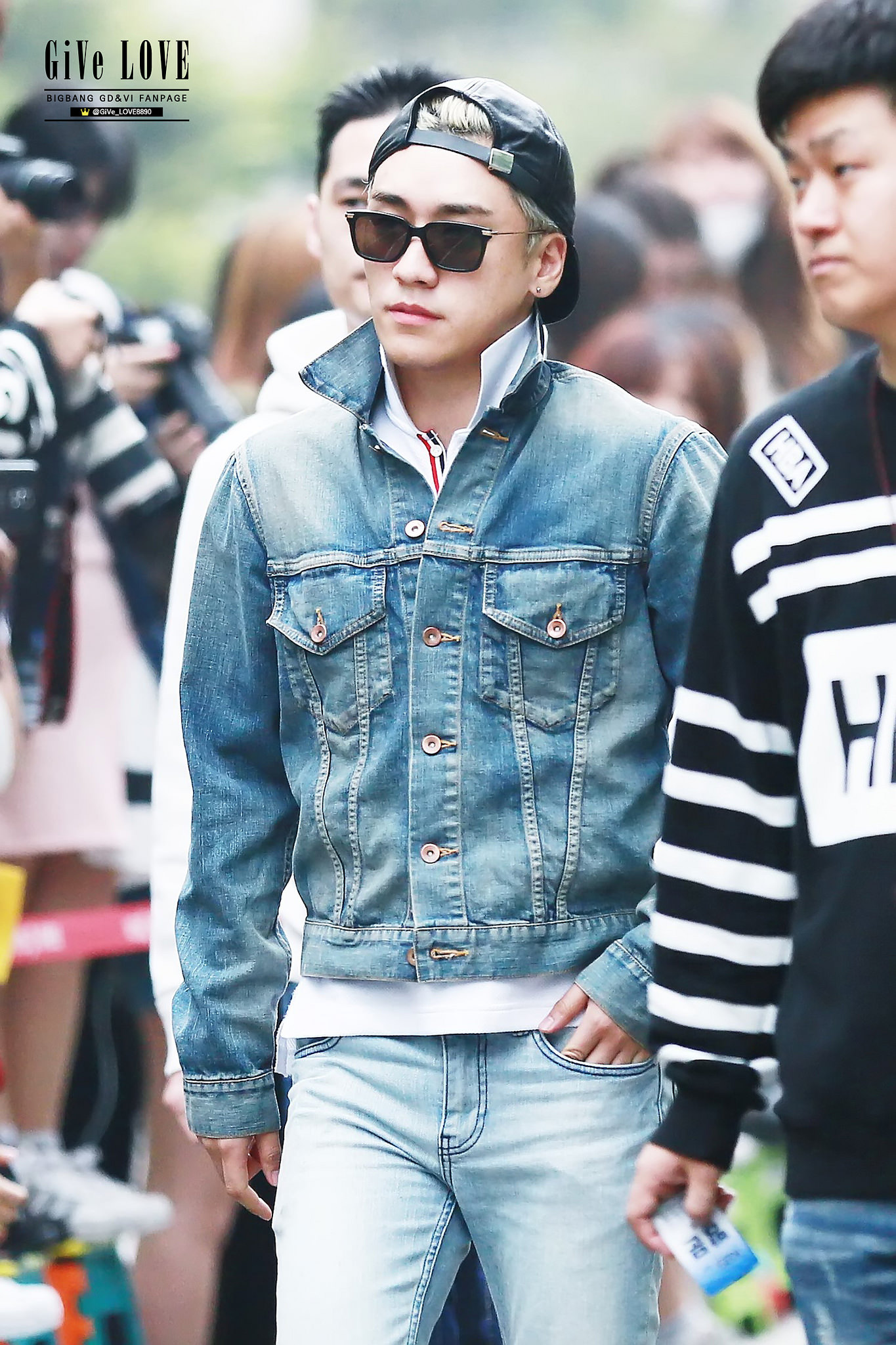 BIGBANG KBS Music Bank HQ 2015-05-15 17.jpg
