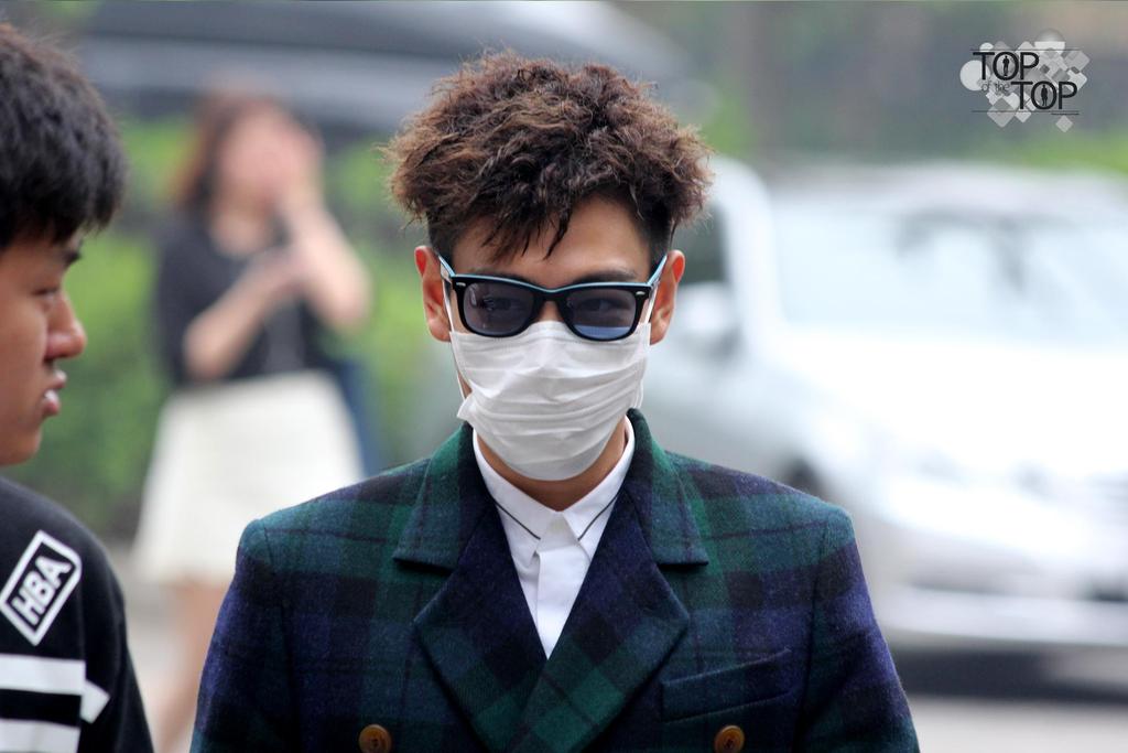 TOP KBS Music Bank Arrival by TOP_oftheTOP 2015-05-15 02.jpg