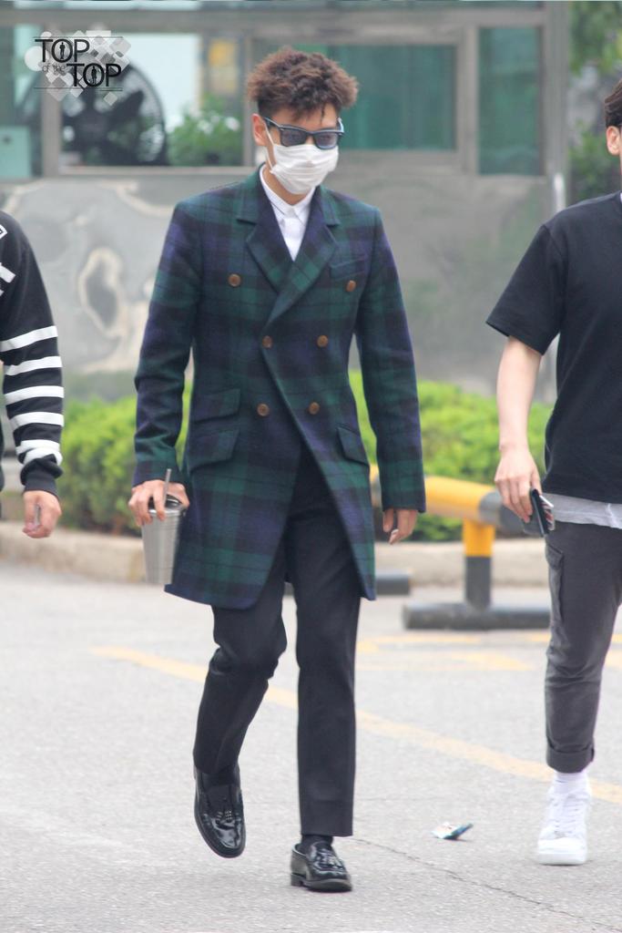 TOP KBS Music Bank Arrival by TOP_oftheTOP 2015-05-15 04.jpg