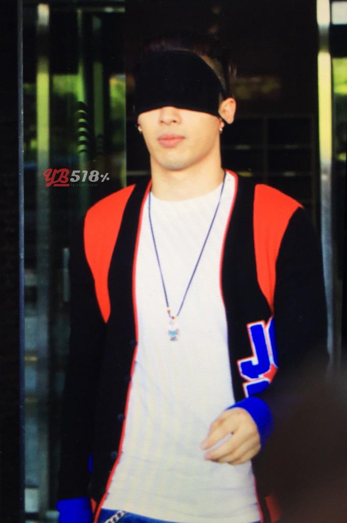BIGBANG KBS Happy Together Leaving 2015-05-16 29.jpg