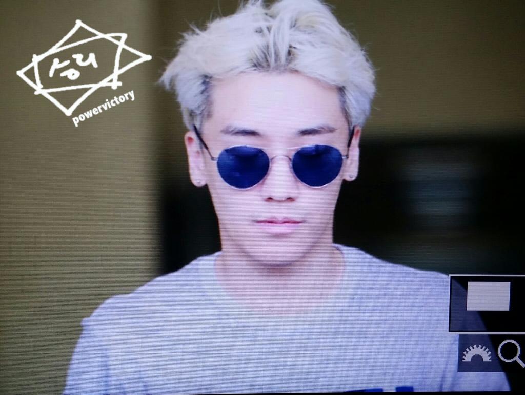 BIGBANG KBS Happy Together Leaving 2015-05-16 30.jpg