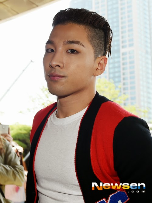BIGBANG KBS Happy TogetherArrival PRESS 2015-05-16 04.jpg