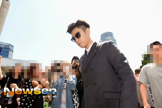 BIGBANG KBS Happy TogetherArrival PRESS 2015-05-16 14.jpg