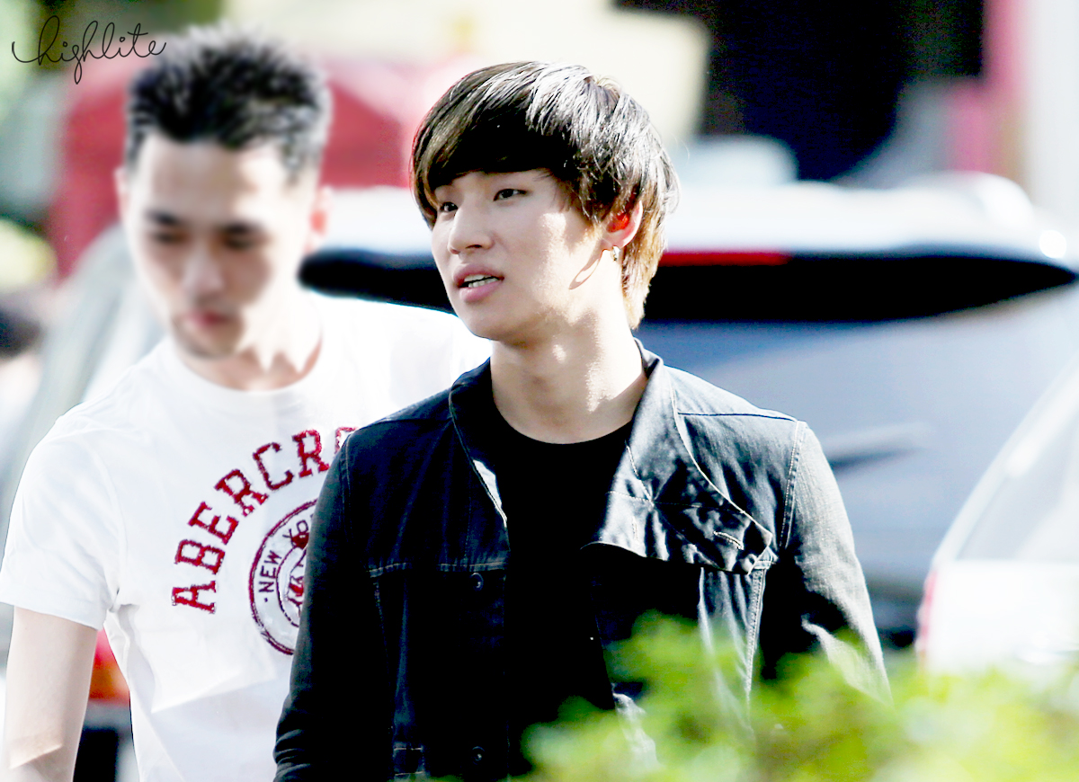BIGBANG - SBS Inkigayo - 24may2015 - Leaving - Dae Sung - High Lite - 03.jpg