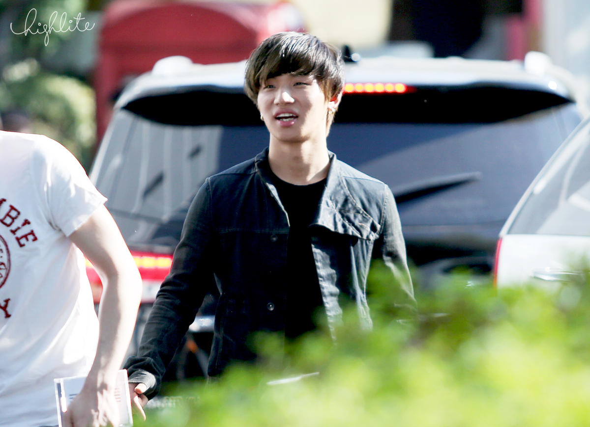 BIGBANG - SBS Inkigayo - 24may2015 - Leaving - Dae Sung - High Lite - 04.jpg