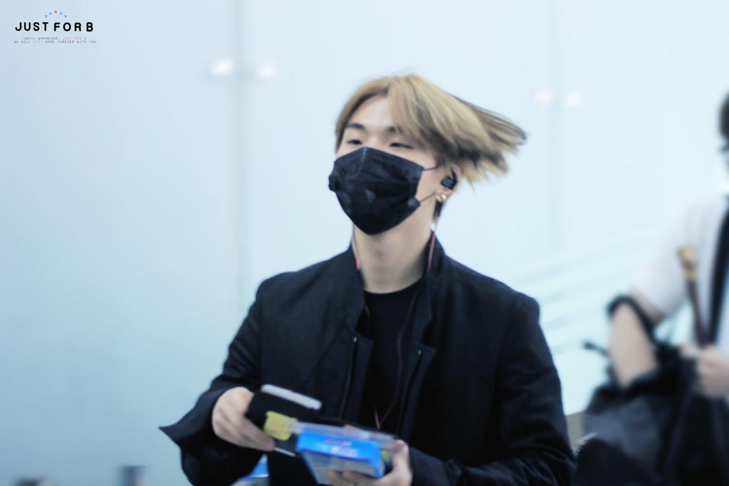 HQs BIGBANG Incheon to Guangzhou 2015-05-29 justforBB 005.jpg