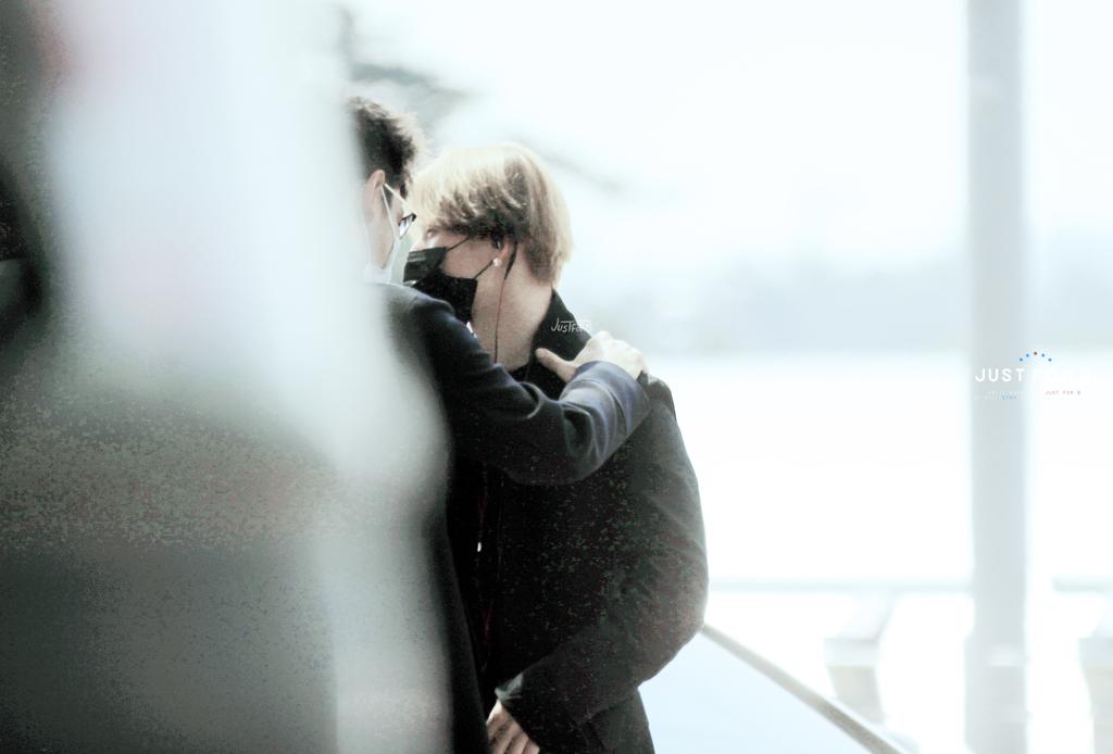 HQs BIGBANG Incheon to Guangzhou 2015-05-29 justforBB 006.jpg