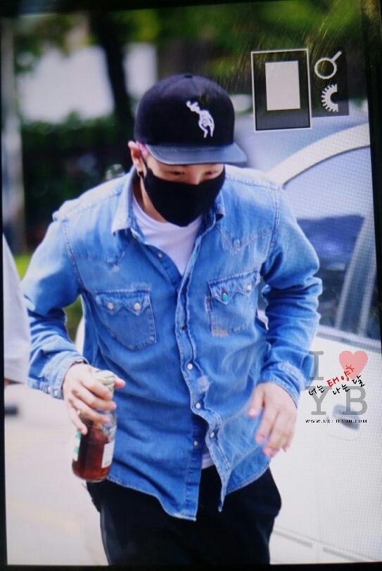BIGBANG KBS Sketchbook 2015-06-02 004.jpg