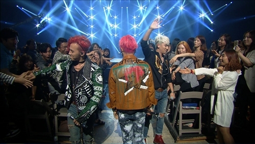 BIGBANG KBS Sketchbook Press photos June 2015 005.jpg