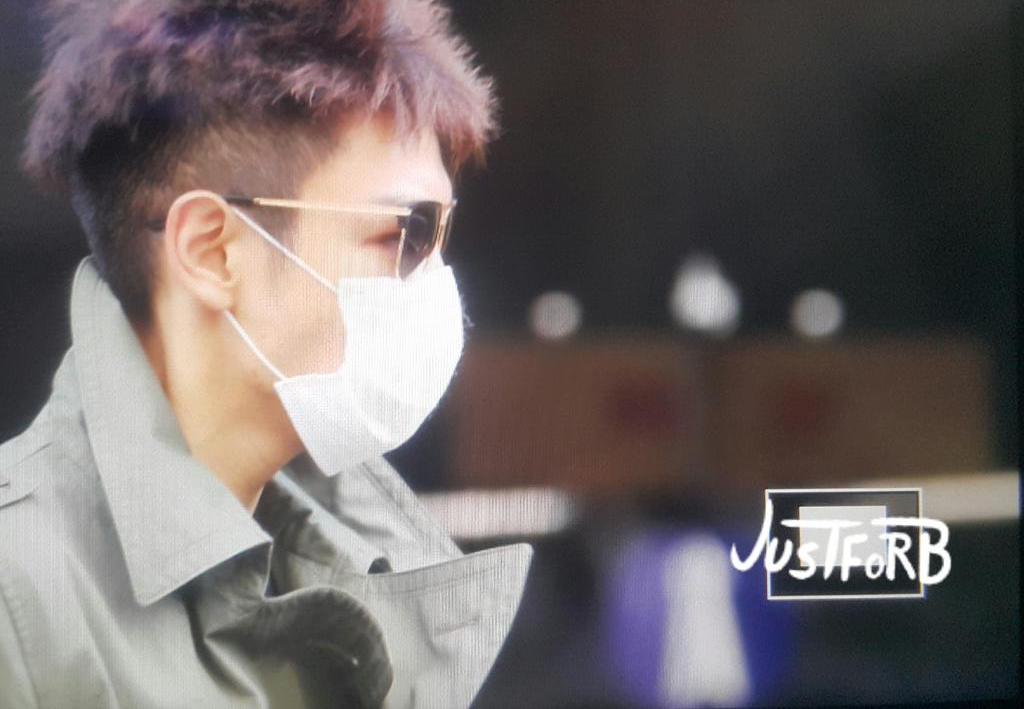 BIGBANG KBS Sketchbook - leaving after rehearsals 2015-06-02 003.jpg
