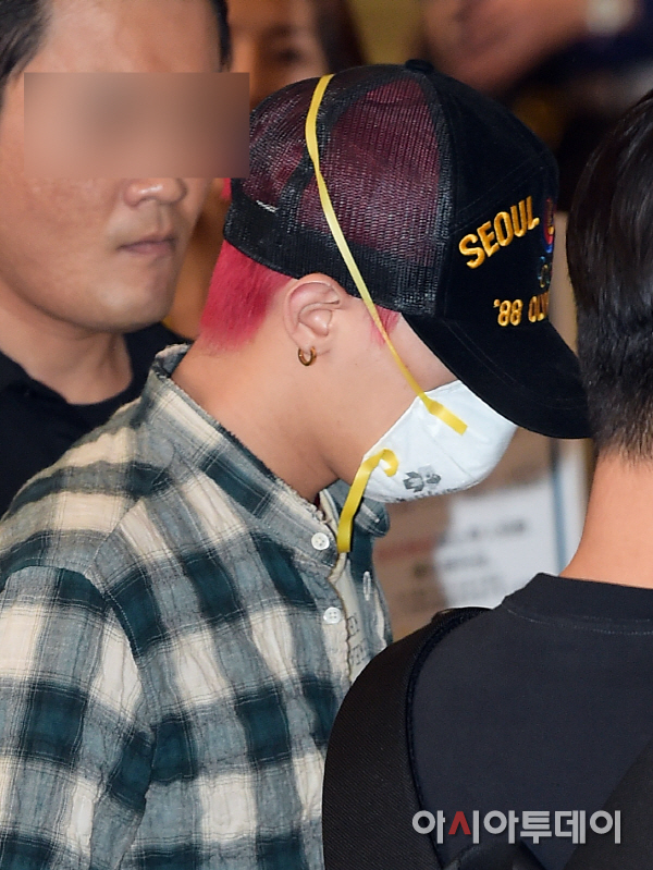 BIGBANG Gimpo Airport to Beijing PRESS 2015-06-05 004.jpg