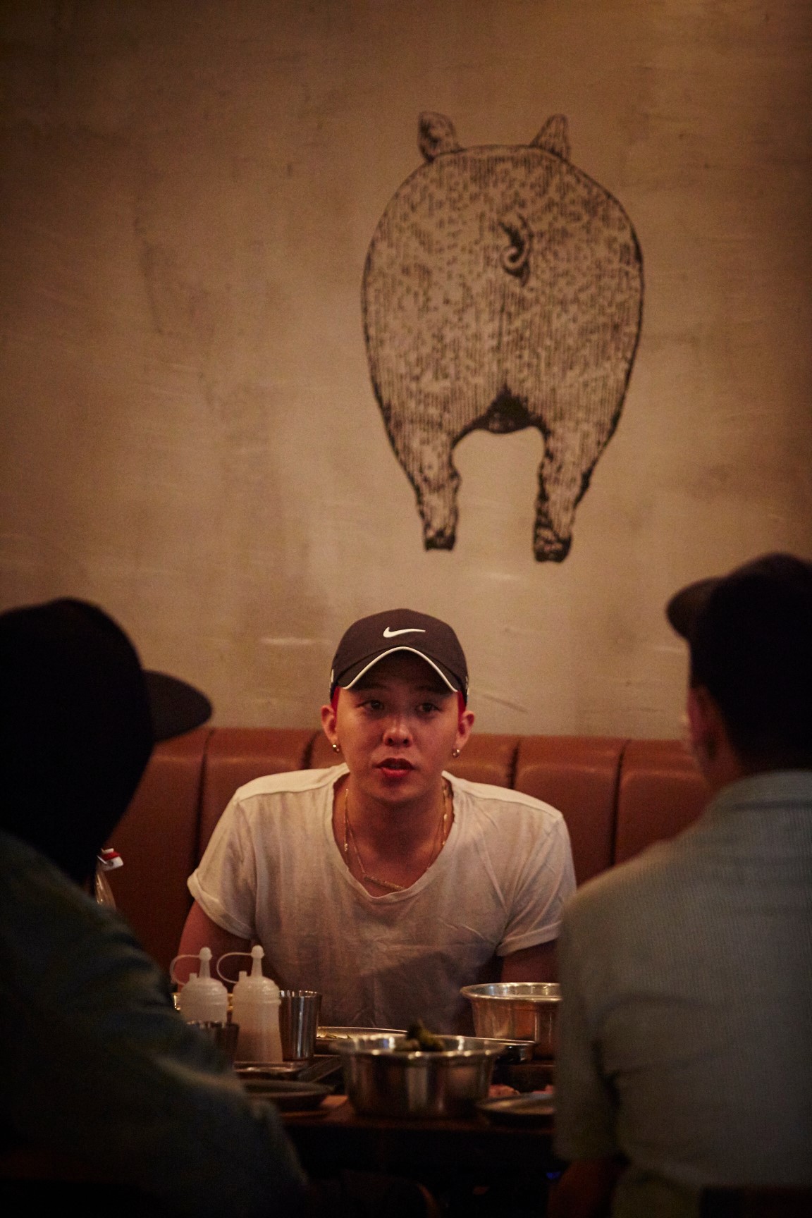 BIGBANG - Samgeori Butchers Restaurant - 04jun2015 - 3geori.butchers Facebook - 03.jpg