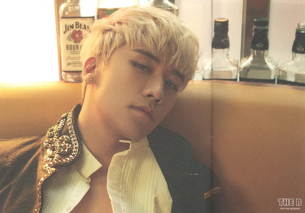 BIGBANG A-Version Booklet Scans 005.jpg